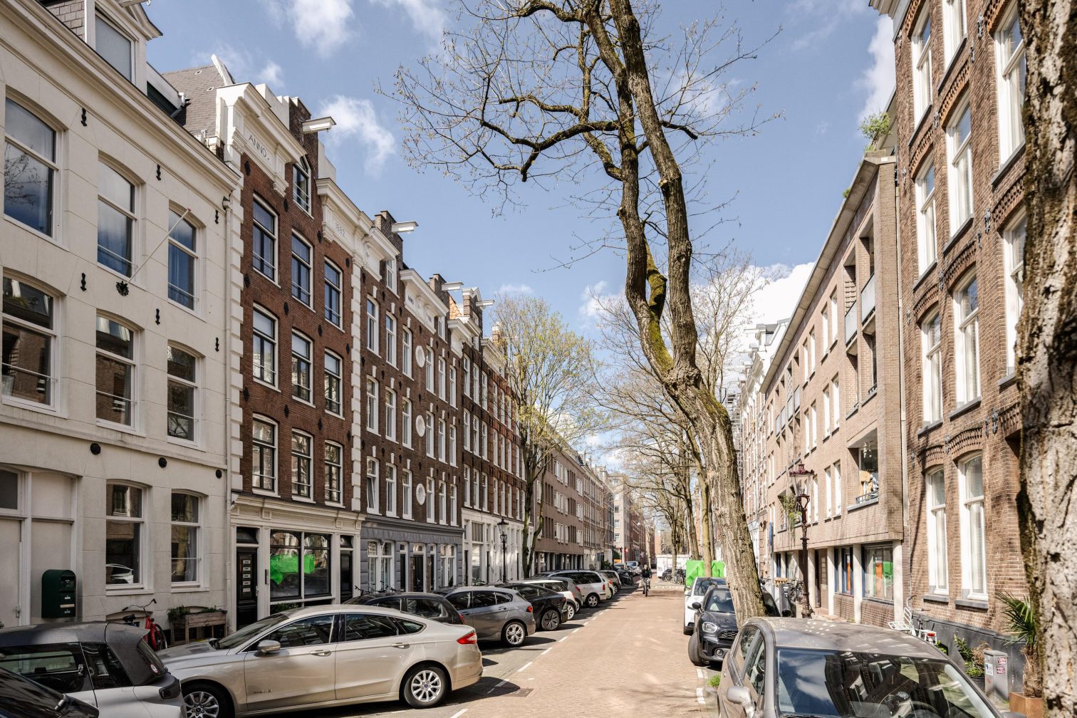 Straatbeeld van de Da Costastraat in Amsterdam-West
